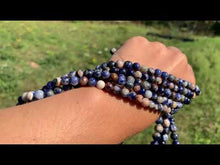 Charger et lire la vidéo dans la visionneuse de la Galerie, Perles en sodalite entre 6 et 8mm ST