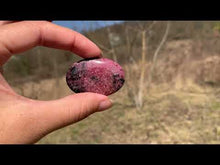Charger et lire la vidéo dans la visionneuse de la Galerie, VENDU Rhodonite 3