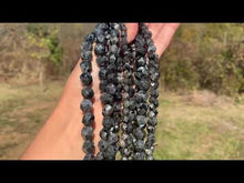 Charger et lire la vidéo dans la visionneuse de la Galerie, Perles en larvikite, forme diamant entre 6 et 10mm