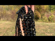 Charger et lire la vidéo dans la visionneuse de la Galerie, Perles en obsidienne dorée, forme diamant entre 6 et 12mm