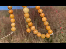Charger et lire la vidéo dans la visionneuse de la Galerie, Perles en aventurine jaune entre 4 et 12mm