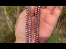 Charger et lire la vidéo dans la visionneuse de la Galerie, Perles de culture rose / violette entre 3 et 8mm