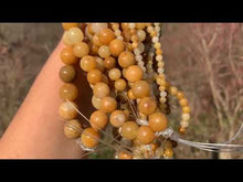 Charger et lire la vidéo dans la visionneuse de la Galerie, Perles en aventurine jaune entre 4 et 12mm