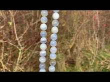 Charger et lire la vidéo dans la visionneuse de la Galerie, Perles en agate blue lace entre 6 et 10mm ABLU