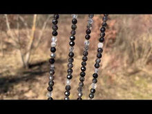 Charger et lire la vidéo dans la visionneuse de la Galerie, Perles en quartz avec inclusions de tourmaline facettées entre 2 et 4,5mm