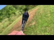 Charger et lire la vidéo dans la visionneuse de la Galerie, Pendule en fluorite