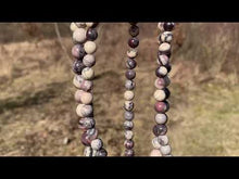 Charger et lire la vidéo dans la visionneuse de la Galerie, Perles en jaspe porcelaine entre 8 et 10mm