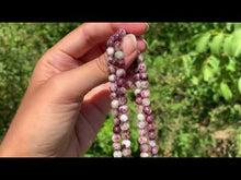 Charger et lire la vidéo dans la visionneuse de la Galerie, Perles en tourmaline rubellite entre 6 et 10mm TRU