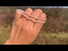 Charger et lire la vidéo dans la visionneuse de la Galerie, Perles en cristal de roche facettées entre 2 et 4mm