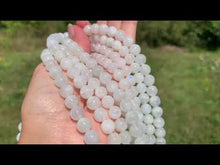 Charger et lire la vidéo dans la visionneuse de la Galerie, Perles en labradorite blanche entre 4 et 10mm LBT