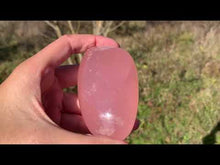 Charger et lire la vidéo dans la visionneuse de la Galerie, Bloc en quartz rose 4