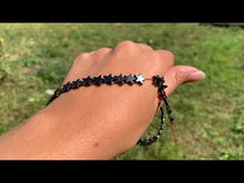 Charger et lire la vidéo dans la visionneuse de la Galerie, Perles en hématite forme étoile entre 4 et 10mm