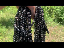 Charger et lire la vidéo dans la visionneuse de la Galerie, Perles en obsidienne argentée entre 4 et 18mm OAU