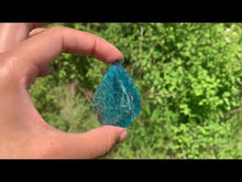 Charger et lire la vidéo dans la visionneuse de la Galerie, VENDU Apatite bleue 10