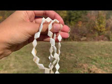 Charger et lire la vidéo dans la visionneuse de la Galerie, Perles en nacre forme losange