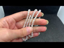 Charger et lire la vidéo dans la visionneuse de la Galerie, Perles en labradorite blanche facettée entre 2 et 5mm