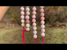 Charger et lire la vidéo dans la visionneuse de la Galerie, Perles en opale commune rose entre 4 et 10mm ORD