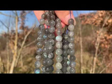 Charger et lire la vidéo dans la visionneuse de la Galerie, Perles en labradorite entre 4 et 12mm LT