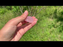 Charger et lire la vidéo dans la visionneuse de la Galerie, Coeurs en quartz rose