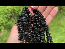 Charger et lire la vidéo dans la visionneuse de la Galerie, Perles en obsidienne oeil céleste (arc-en-ciel), forme chips