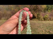 Charger et lire la vidéo dans la visionneuse de la Galerie, Perles en prehnite facettées entre 2 et 10mm
