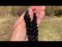 Charger et lire la vidéo dans la visionneuse de la Galerie, Perles en obsidienne oeil céleste (arc-en-ciel) facettées entre 6 et 10mm