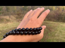 Charger et lire la vidéo dans la visionneuse de la Galerie, Perles en tourmaline noire entre 4 et 12mm