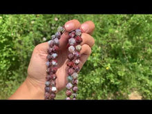 Charger et lire la vidéo dans la visionneuse de la Galerie, Perles en agate plume forme diamant entre 8 et 10mm