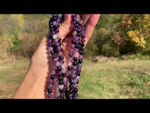 Charger et lire la vidéo dans la visionneuse de la Galerie, Perles en fluorite / fluorine entre 4 et 10mm