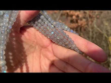 Charger et lire la vidéo dans la visionneuse de la Galerie, Perles en labradorite entre 2 et 10mm LC