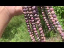 Charger et lire la vidéo dans la visionneuse de la Galerie, Perles en rhodonite entre 8 et 10mm