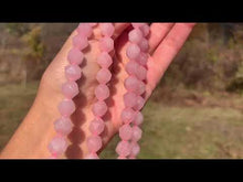 Charger et lire la vidéo dans la visionneuse de la Galerie, Perles en quartz rose, forme diamant entre 6 et 10mm
