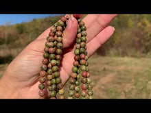 Charger et lire la vidéo dans la visionneuse de la Galerie, Perles en unakite entre 2 et 12mm