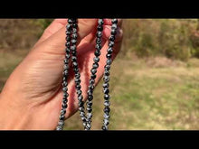 Charger et lire la vidéo dans la visionneuse de la Galerie, Perles en obsidienne flocons entre 2 et 12mm