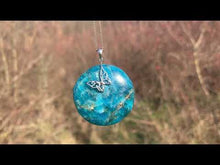 Charger et lire la vidéo dans la visionneuse de la Galerie, Bélière papillon de taille moyenne (argentée, dorée, rosée)