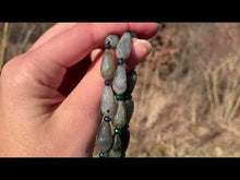 Charger et lire la vidéo dans la visionneuse de la Galerie, Perles en labradorite, forme goutte facettées 8 x 16mm