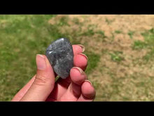Charger et lire la vidéo dans la visionneuse de la Galerie, Labradorite, pierre roulée