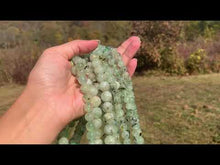 Charger et lire la vidéo dans la visionneuse de la Galerie, Perles en prehnite entre 6 et 12mm