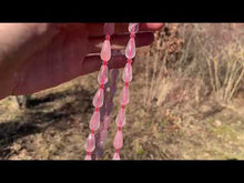 Charger et lire la vidéo dans la visionneuse de la Galerie, Perles en quartz rose, forme goutte facettées 8 x 16mm