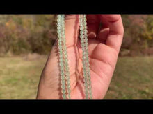 Charger et lire la vidéo dans la visionneuse de la Galerie, Perles en prehnite facettées entre 2 et 10mm