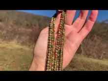 Charger et lire la vidéo dans la visionneuse de la Galerie, Perles en unakite facettées entre 2 et 4,5mm