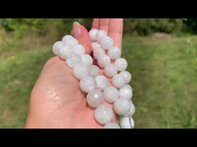 Charger et lire la vidéo dans la visionneuse de la Galerie, Perles en labradorite blanche entre 4 et 12mm LBD