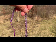 Charger et lire la vidéo dans la visionneuse de la Galerie, Perles en améthyste, forme coeur