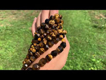 Charger et lire la vidéo dans la visionneuse de la Galerie, Perles en oeil de tigre, forme diamant entre 6 et 12mm