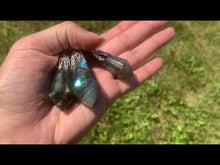 Charger et lire la vidéo dans la visionneuse de la Galerie, Pendule en labradorite