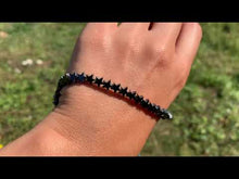 Charger et lire la vidéo dans la visionneuse de la Galerie, Perles en hématite forme étoile entre 4 et 10mm