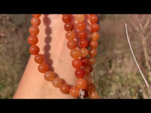 Charger et lire la vidéo dans la visionneuse de la Galerie, Perles en aventurine orange entre 4 et 12mm
