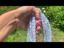 Charger et lire la vidéo dans la visionneuse de la Galerie, Perles en calcédoine bleue CD, entre 4 et 10mm