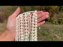 Charger et lire la vidéo dans la visionneuse de la Galerie, Perles en nacre blanche entre 2 et 12mm