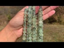 Charger et lire la vidéo dans la visionneuse de la Galerie, Perles en prehnite entre 6 et 12mm